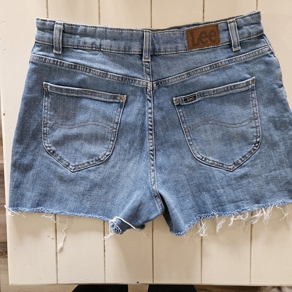 LEE Women's Blue Denim Shorts Size 14 - Picture 5 of 8